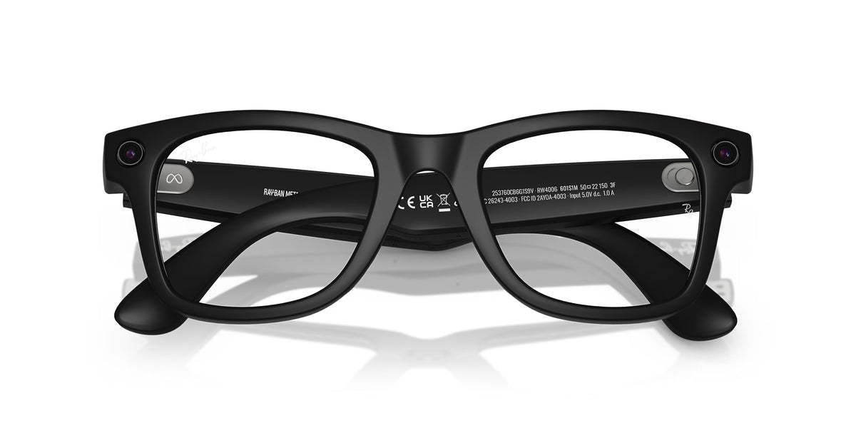 Ray-Ban: Meta Wayfarer - Clear to G15 Green Transitions - Matte Black