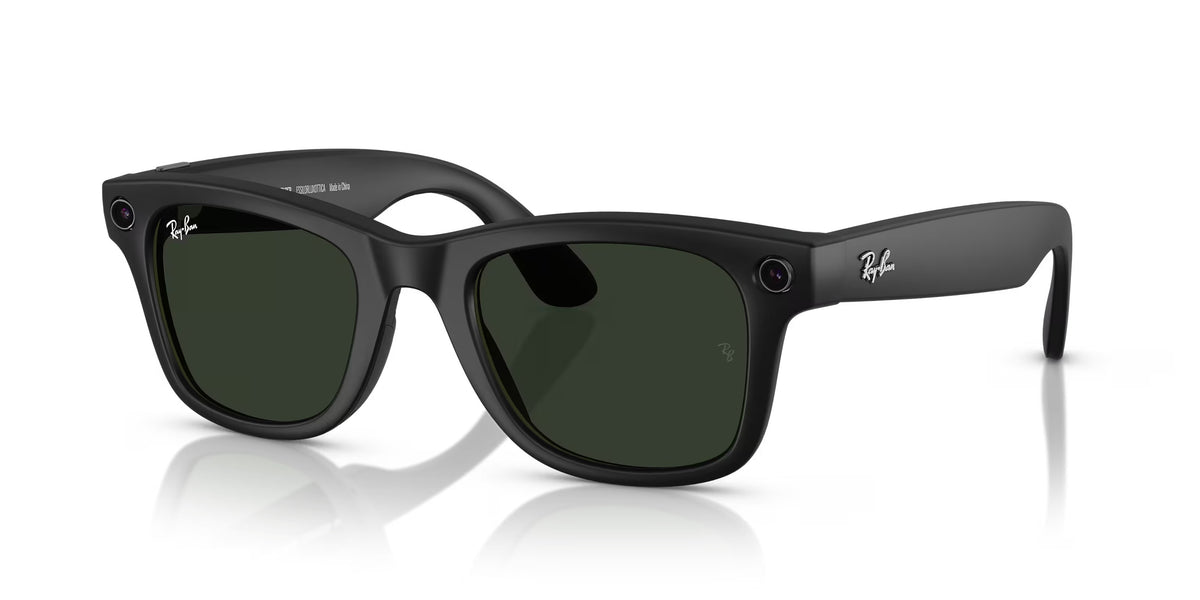 Ray-Ban: Meta Wayfarer - Clear to G15 Green Transitions - Matte Black